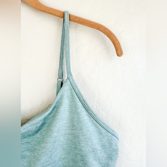 Vuori Halo Essential Bra Women’s Vintage Pistacho - Large - Picture 3 of 8